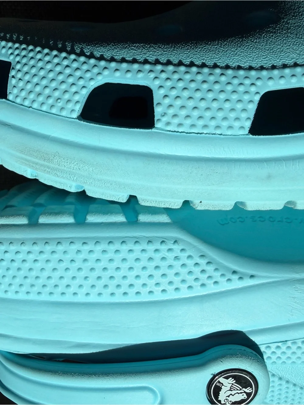 ⚡ Make a Splash in Turbo Teal! Authentic Crocs Classic Clogs (Size M11)